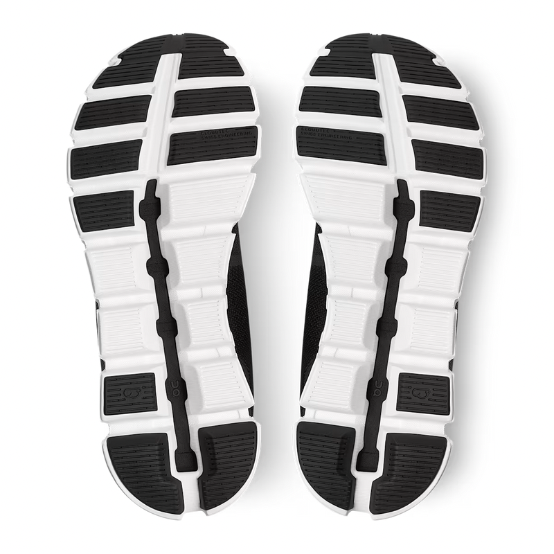 On Running Cloud 5 Black/White